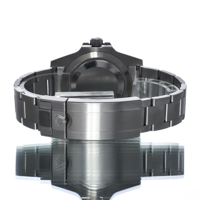 Rolex Submariner Hulk Image 3